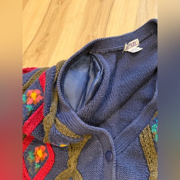 Vintage 1980s JL Plum Women's Vibrant Knit Cardigan large - Picture 8 of 9